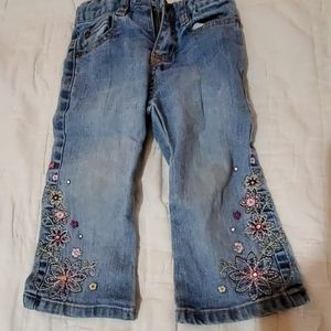 Cherokee jeans